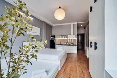 Familiestudio — S Lux Apartment 5 mins walking in central