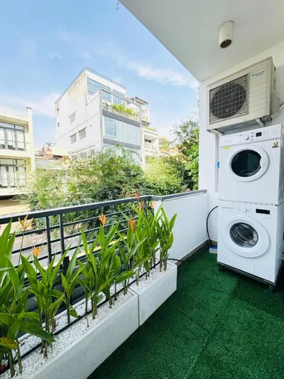 S Lux Apartment 5 mins walking in central – Foto’s 6