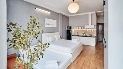 S Lux Apartment 5 mins walking in central – Foto’s 7